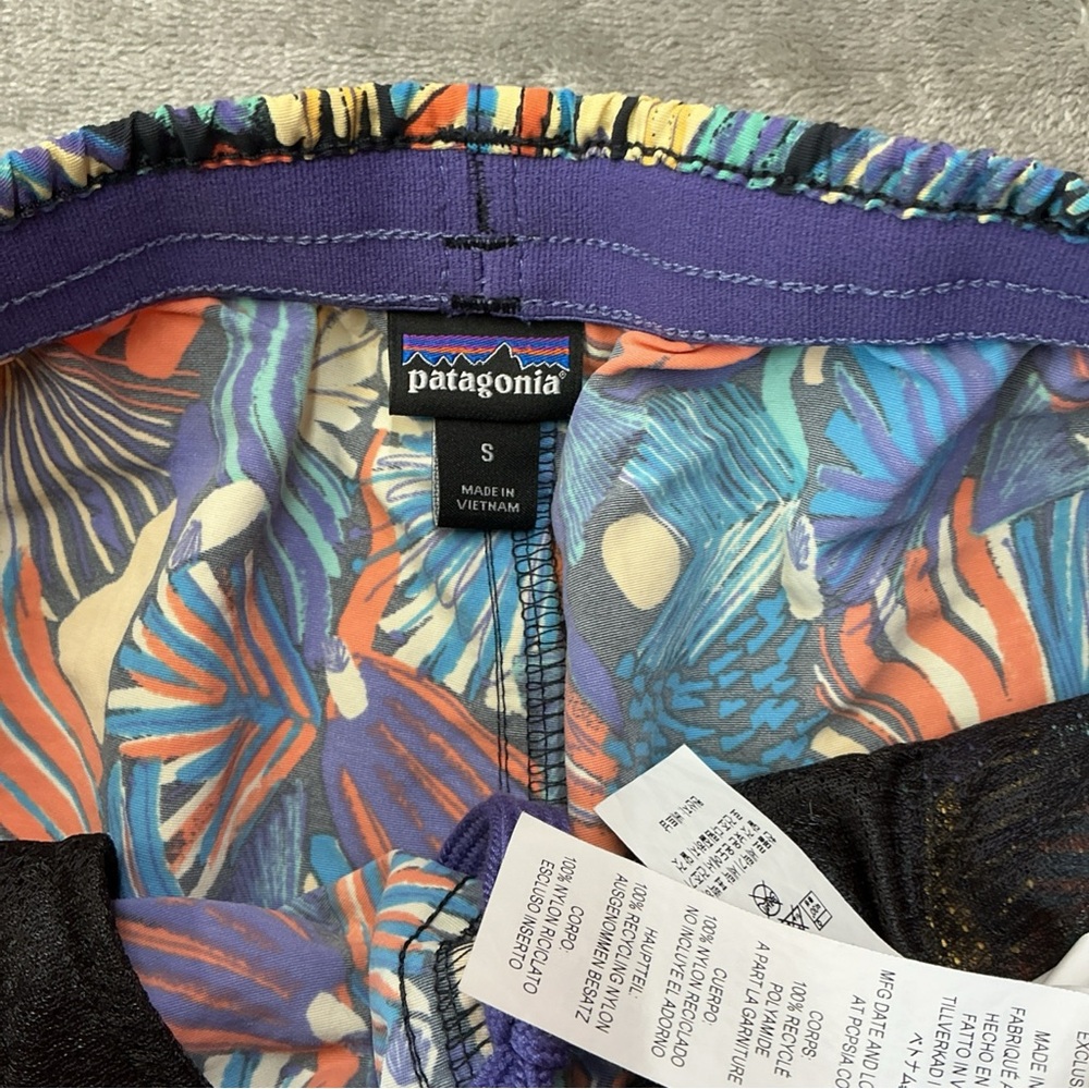 PATAGONIA Women’s BAGGIES 5" Swim SHORTS tropical Print size Small multi color - Picture 4 of 12